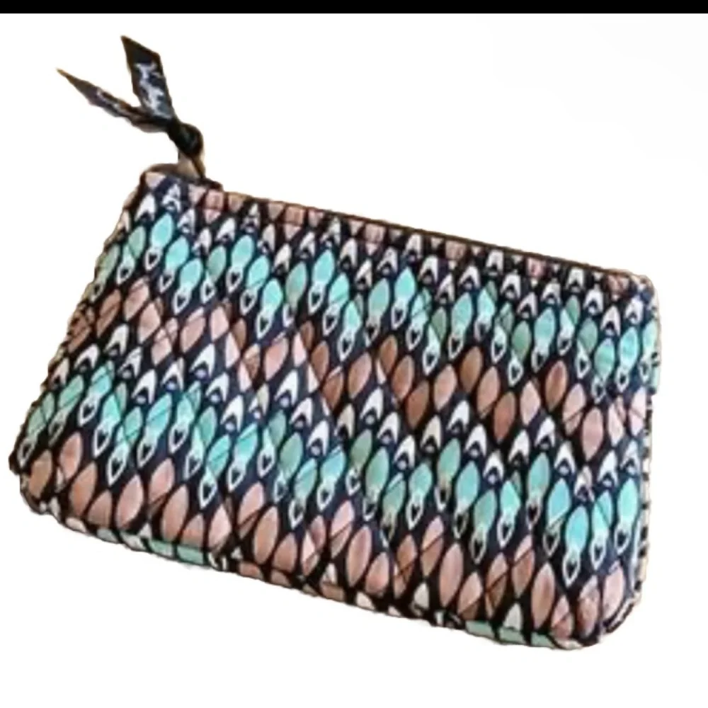 Vera Bradley zip wristlet